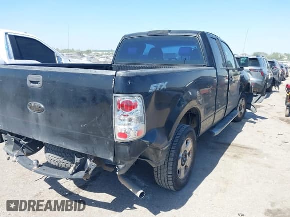 ✅ 2006 Ford F-150 STX • VIN: 1FTRX12W36NB11244 • Lot: 42246499. Listed on IAAI with 313,225 mi. Free auction sales archive from the USA and detailed vehicle history report at DreamBid. Image 4.