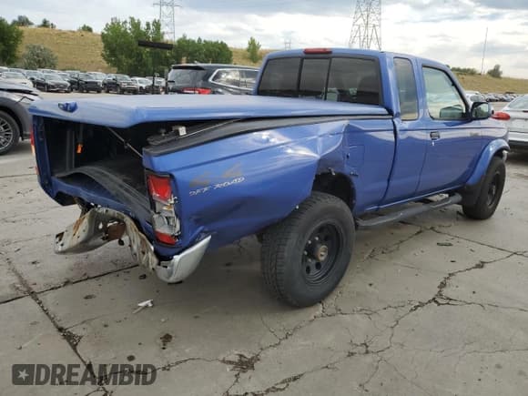 ✅ 1999 Nissan Frontier XE • VIN: 1N6ED26Y6XC303079 • Lot: 68223355. Wystawiony na Copart z przebiegiem 106 197 mil. Bezpłatny archiwum sprzedaży aukcyjnych z USA i szczegółowy raport historii pojazdu na DreamBid. Zdjęcie 3.