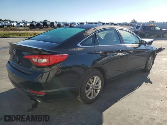 ✅ 2016 Hyundai Sonata 2.4L • VIN: 5NPE24AF9GH396405 • Lot: 86194215. Wystawiony na Copart z przebiegiem 125 168 mil mil. Skorzystaj z bezpłatnego archiwum sprzedaży aukcyjnych z USA i zobacz szczegółowy raport historii pojazdu na DreamBid. Zdjęcie 3.