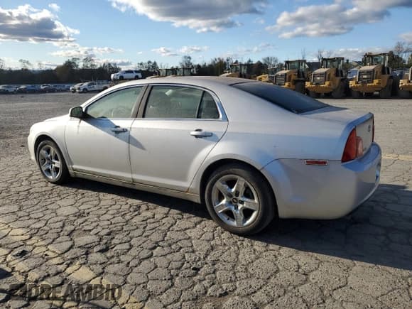 ✅ 2009 Chevrolet Malibu 1LT • VIN: 1G1ZH57B994270346 • Lot: 75993204. Listed on Copart with 126,038 mi. Free auction sales archive from the USA and detailed vehicle history report at DreamBid. Image 2.