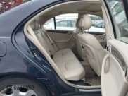 ✅ 2005 Mercedes-Benz C 240 • VIN: WDBRF81J55F574088 • Lot: 43642397. Wystawiony na IAAI z przebiegiem 157 952 mil. Bezpłatny archiwum sprzedaży aukcyjnych z USA i szczegółowy raport historii pojazdu na DreamBid. Zdjęcie 8.