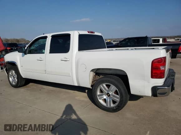2008 Chevrolet Silverado 1500 1LT с VIN 3GCEC13JX8G266723, выставлен на аукционе Copart как лот 44415835 с пробегом 201 471 миль миль и Списание • Salvage title. История ставок и продаж доступна на DreamBid. Изображение 2.