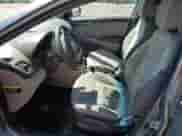 2017 Hyundai Accent Value Edition с VIN KMHCT4AE5HU353680, выставлен на аукционе Copart как лот 69237275 с пробегом 111 343 миль миль и Списание • Salvage title. История ставок и продаж доступна на DreamBid. Изображение 7.