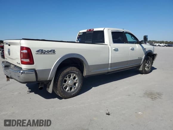 ✅ 2019 Ram 2500 • VIN: 3C6UR5KJ1KG628178 • Lot: 76950094. Listed on Copart with 100,996 mi. Free auction sales archive from the USA and detailed vehicle history report at DreamBid. Image 3.