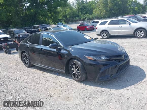 2022 Toyota Camry SE with VIN 4T1G11BK1NU053821, listed as a IAAI auction lot 42936203 with 41,547 mi miles and . Bid and sale history available at DreamBid. Image 1.