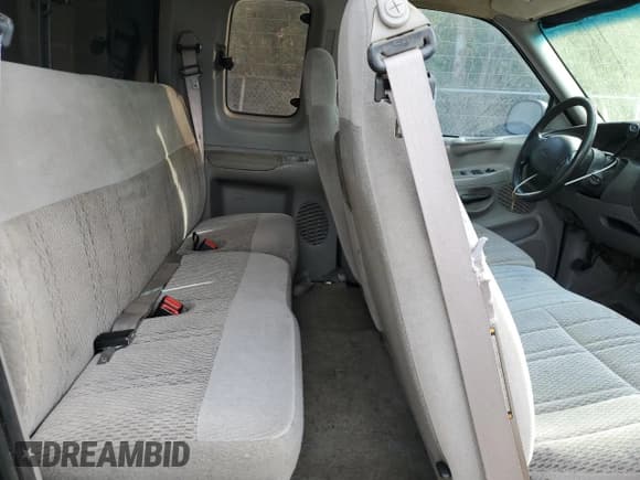 ✅ 1997 Ford F-150 XL • VIN: 1FTEX17L3VKC79253 • Lot: 71881195. Wystawiony na Copart z przebiegiem 263 893 mil. Bezpłatny archiwum sprzedaży aukcyjnych z USA i szczegółowy raport historii pojazdu na DreamBid. Zdjęcie 10.