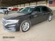 ✅ 2020 Volkswagen Passat S • VIN: 1VWAA7A35LC003950 • Lot: 69053915. Wystawiony na Copart z przebiegiem 148 714 mil. Bezpłatny archiwum sprzedaży aukcyjnych z USA i szczegółowy raport historii pojazdu na DreamBid. Zdjęcie 1.