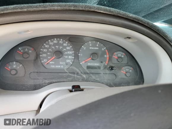 ✅ 2004 Ford Mustang Standard • VIN: 1FAFP40624F164974 • Lot: 57714955. Listed on Copart with Not provided. Free auction sales archive from the USA and detailed vehicle history report at DreamBid. Image 9.