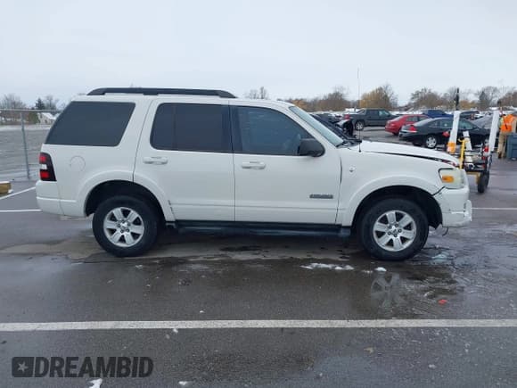 ✅ 2008 Ford Explorer XLT • VIN: 1FMEU63868UB18181 • Лот: 43661055. Опубликован ранее на IAAI с пробегом Не указан. Бесплатный доступ к архиву аукционных продаж из США и подробный отчёт об истории автомобиля на DreamBid. Изображение 12.