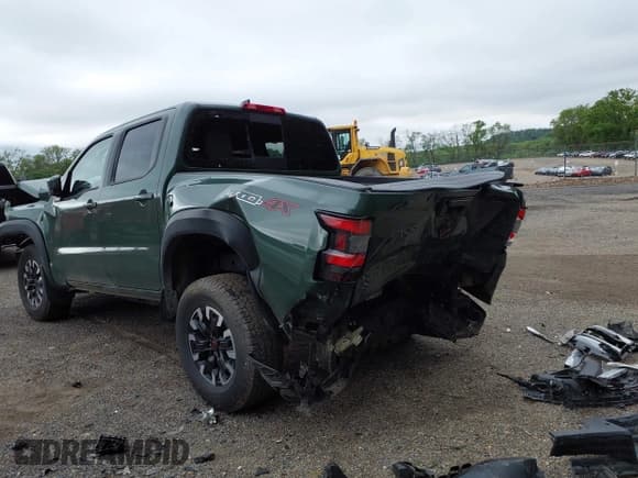 ✅ 2024 Nissan Frontier SV • VIN: 1N6ED1EK5RN660090 • Lot: 42258836. Listed on IAAI with 7,358 mi. Free auction sales archive from the USA and detailed vehicle history report at DreamBid. Image 20.