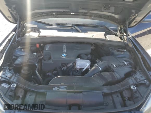 ✅ 2014 BMW X1 xDrive28i • VIN: WBAVL1C53EVY19747 • Lot: 87236295. Wystawiony na Copart z przebiegiem 127 021 mil. Bezpłatny archiwum sprzedaży aukcyjnych z USA i szczegółowy raport historii pojazdu na DreamBid. Zdjęcie 11.