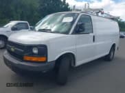 ✅ 2015 Chevrolet Express Cargo • VIN: 1GCWGFCF0F1151304 • Lot: 42776223. Wystawiony na IAAI z przebiegiem 213 156 mil. Bezpłatny archiwum sprzedaży aukcyjnych z USA i szczegółowy raport historii pojazdu na DreamBid. Zdjęcie 2.