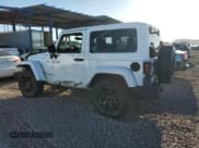✅ 2018 Jeep Wrangler Sahara • VIN: 1C4AJWBGXJL861815 • Lot: 53579335. Wystawiony na Copart z przebiegiem 47 365 mil. Bezpłatny archiwum sprzedaży aukcyjnych z USA i szczegółowy raport historii pojazdu na DreamBid. Zdjęcie 2.