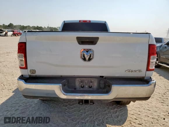 ✅ 2024 Ram 2500 Tradesman • VIN: 3C6UR5HJXRG125458 • Lot: 81218705. Wystawiony na Copart z przebiegiem 38 801 mil. Bezpłatny archiwum sprzedaży aukcyjnych z USA i szczegółowy raport historii pojazdu na DreamBid. Zdjęcie 6.
