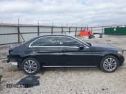 ✅ 2017 Mercedes-Benz C 300 • VIN: 55SWF4KB2HU201005 • Lot: 43624411. Listed on IAAI with 48,598 mi. Free auction sales archive from the USA and detailed vehicle history report at DreamBid. Image 14.