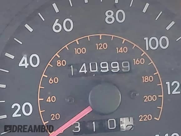 2001 Hyundai Sonata GL с VIN KMHWF25S31A402780, выставлен на аукционе IAAI как лот 41245687 с пробегом 140 999 миль миль и . История ставок и продаж доступна на DreamBid. Изображение 14.