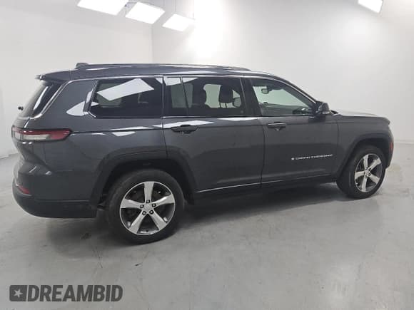 ✅ 2022 Jeep Grand Cherokee Limited • VIN: 1C4RJKBG9N8586538 • Lot: 84003995. Listed on Copart with 62,126 mi. Free auction sales archive from the USA and detailed vehicle history report at DreamBid. Image 3.