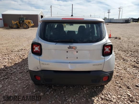✅ 2015 Jeep Renegade Sport • VIN: ZACCJBAH0FPB58695 • Лот: 84290785. Опубликован ранее на Copart с пробегом 94 106 миль. Бесплатный доступ к архиву аукционных продаж из США и подробный отчёт об истории автомобиля на DreamBid. Изображение 6.
