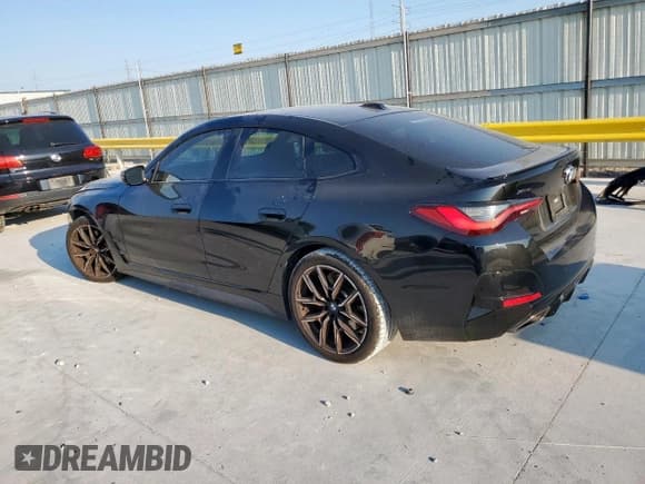 ✅ 2022 BMW 4 Series M440i xDrive • VIN: WBA13AW00NFM45784 • Lot: 80872155. Listed on Copart with 23,333 mi. Free auction sales archive from the USA and detailed vehicle history report at DreamBid. Image 2.