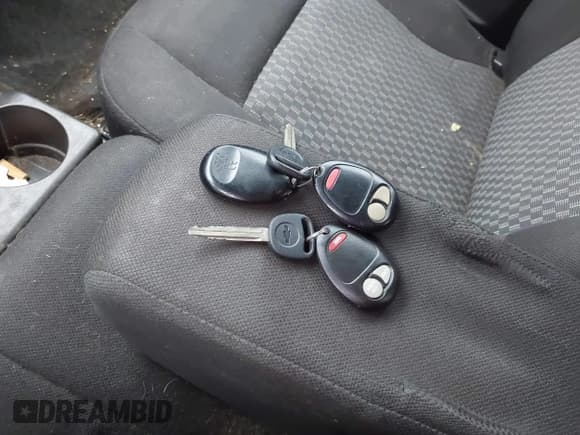 ✅ 2011 Chevrolet Colorado 1LT • VIN: 1GCDSCFE2B8117826 • Лот: 43622555. Опубликован ранее на IAAI с пробегом 184 722 миль. Бесплатный доступ к архиву аукционных продаж из США и подробный отчёт об истории автомобиля на DreamBid. Изображение 11.