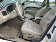 ✅ 2010 Volvo V70 • VIN: YV1960BW0A1164765 • Lot: 54581225. Listed on Copart with 176,252 mi. Free auction sales archive from the USA and detailed vehicle history report at DreamBid. Image 7.