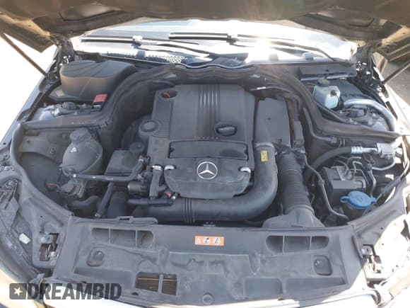 ✅ 2013 Mercedes-Benz C 250 • VIN: WDDGJ4HB1DG061191 • Лот: 42697264. Опубликован ранее на IAAI с пробегом 152 348 миль. Бесплатный доступ к архиву аукционных продаж из США и подробный отчёт об истории автомобиля на DreamBid. Изображение 10.