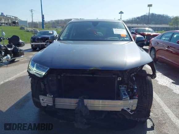 ✅ 2019 Audi Q7 Premium Plus • VIN: WA1LHAF73KD034634 • Lot: 41979000. Listed on IAAI with 76,827 mi. Free auction sales archive from the USA and detailed vehicle history report at DreamBid. Image 13.