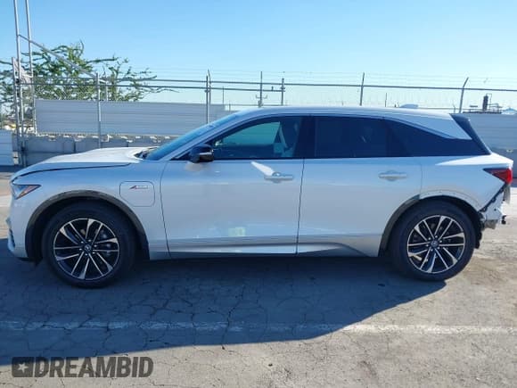 ✅ 2024 Acura ZDX w/A-Spec Package • VIN: 4W5KHMRK8RZ506801 • Лот: 43490695. Опубликован ранее на IAAI с пробегом 2 806 миль. Бесплатный доступ к архиву аукционных продаж из США и подробный отчёт об истории автомобиля на DreamBid. Изображение 15.