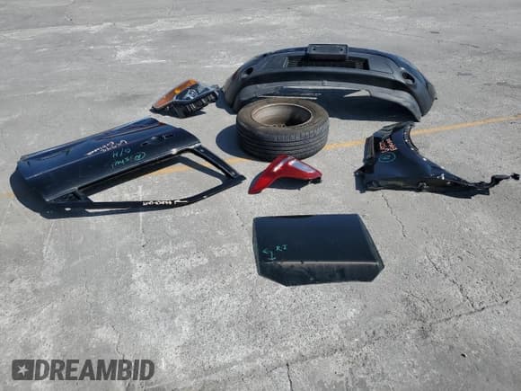 ✅ 2014 Ford Explorer XLT • VIN: 1FM5K7D84EGC12869 • Lot: 60616905. Wystawiony na Copart z przebiegiem 77 042 mil. Bezpłatny archiwum sprzedaży aukcyjnych z USA i szczegółowy raport historii pojazdu na DreamBid. Zdjęcie 13.