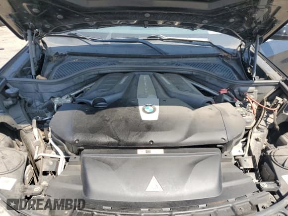 ✅ 2014 BMW X5 xDrive50i • VIN: 5UXKR6C53E0J73171 • Lot: 66099605. Wystawiony na Copart z przebiegiem 187 561 mil. Bezpłatny archiwum sprzedaży aukcyjnych z USA i szczegółowy raport historii pojazdu na DreamBid. Zdjęcie 12.