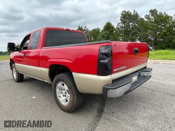 ✅ 2006 Chevrolet Silverado 1500 LT1 • VIN: 1GCEC19T66Z248922 • Лот: 59994955. Опубликован ранее на Copart с пробегом 226 918 миль. Бесплатный доступ к архиву аукционных продаж из США и подробный отчёт об истории автомобиля на DreamBid. Изображение 3.
