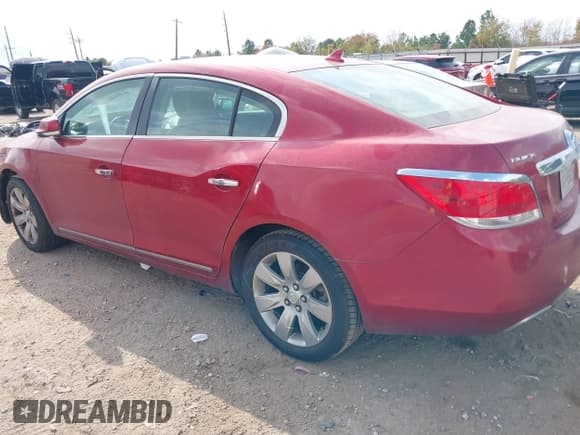 ✅ 2013 Buick LaCrosse Leather • VIN: 1G4GC5E35DF184551 • Lot: 43724188. Listed on IAAI with Not provided. Free auction sales archive from the USA and detailed vehicle history report at DreamBid. Image 3.