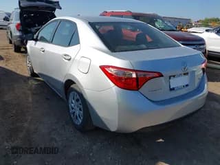 ✅ 2018 Toyota Corolla SE • VIN: 5YFBURHEXJP814794 • Lot: 43216754. Listed on IAAI with 133,851 mi. Free auction sales archive from the USA and detailed vehicle history report at DreamBid. Image 3.