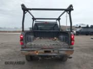 ✅ 2007 Chevrolet Silverado 2500HD Work Truck • VIN: 1GCHK29U17E185560 • Lot: 43741564. Wystawiony na IAAI z przebiegiem 197 234 mil. Bezpłatny archiwum sprzedaży aukcyjnych z USA i szczegółowy raport historii pojazdu na DreamBid. Zdjęcie 16.