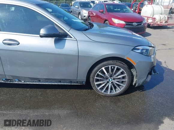 ✅ 2022 BMW 2 Series 228i • VIN: WBA53AK08N7K04055 • Lot: 42592469. Wystawiony na IAAI z przebiegiem 14 855 mil. Bezpłatny archiwum sprzedaży aukcyjnych z USA i szczegółowy raport historii pojazdu na DreamBid. Zdjęcie 6.