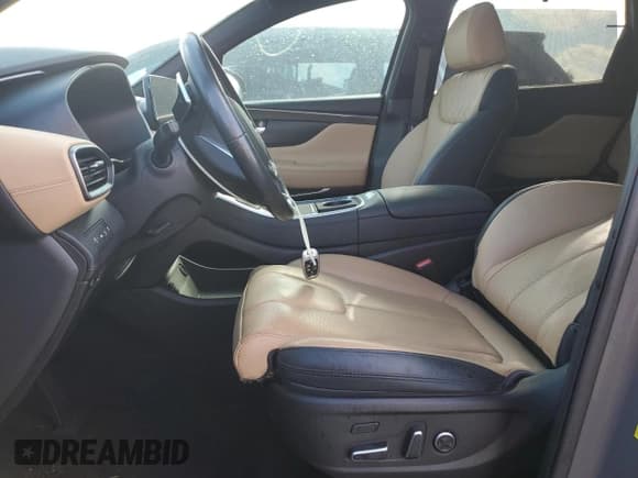 ✅ 2022 Hyundai Santa Fe Calligraphy • VIN: 5NMS54AL7NH430092 • Lot: 74491394. Wystawiony na Copart z przebiegiem Nie podano. Bezpłatny archiwum sprzedaży aukcyjnych z USA i szczegółowy raport historii pojazdu na DreamBid. Zdjęcie 7.