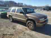 ✅ 2004 Chevrolet Blazer LS • VIN: 1GNDT13X84K158661 • Lot: 85697264. Wystawiony na Copart z przebiegiem 163 809 mil. Bezpłatny archiwum sprzedaży aukcyjnych z USA i szczegółowy raport historii pojazdu na DreamBid. Zdjęcie 4.