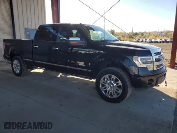 ✅ 2013 Ford F-150 XL • VIN: 1FTFW1ET2DFC34869 • Lot: 89473265. Wystawiony na Copart z przebiegiem 212 981 mil. Bezpłatny archiwum sprzedaży aukcyjnych z USA i szczegółowy raport historii pojazdu na DreamBid. Zdjęcie 4.