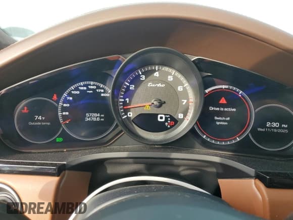 ✅ 2020 Porsche Cayenne Turbo • VIN: WP1AF2AY8LDA39210 • Lot: 93776945. Wystawiony na Copart z przebiegiem 57 284 mil. Bezpłatny archiwum sprzedaży aukcyjnych z USA i szczegółowy raport historii pojazdu na DreamBid. Zdjęcie 9.