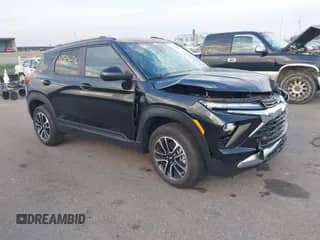 2025 Chevrolet TrailBlazer LT с VIN KL79MRSL0SB210464, выставлен на аукционе IAAI как лот 43256706 с пробегом 6 712 миль миль и . История ставок и продаж доступна на DreamBid. Изображение 1.