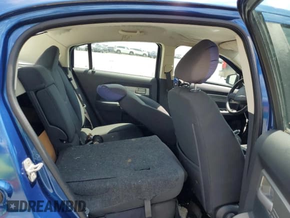 ✅ 2009 Chrysler Sebring LX • VIN: 1C3LC46B69N533866 • Лот: 66215415. Опубликован ранее на Copart с пробегом 143 831 миль. Бесплатный доступ к архиву аукционных продаж из США и подробный отчёт об истории автомобиля на DreamBid. Изображение 10.