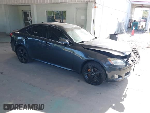 ✅ 2010 Lexus IS 250 • VIN: JTHCF5C26A5041855 • Lot: 43061275. Wystawiony na IAAI z przebiegiem 165 651 mil. Bezpłatny archiwum sprzedaży aukcyjnych z USA i szczegółowy raport historii pojazdu na DreamBid. Zdjęcie 1.