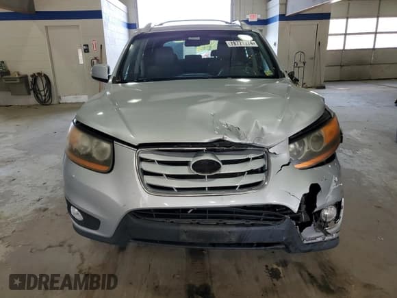✅ 2010 Hyundai Santa Fe SE • VIN: 5NMSH4AG7AH343376 • Lot: 78721274. Listed on Copart with 169,705 mi. Free auction sales archive from the USA and detailed vehicle history report at DreamBid. Image 5.