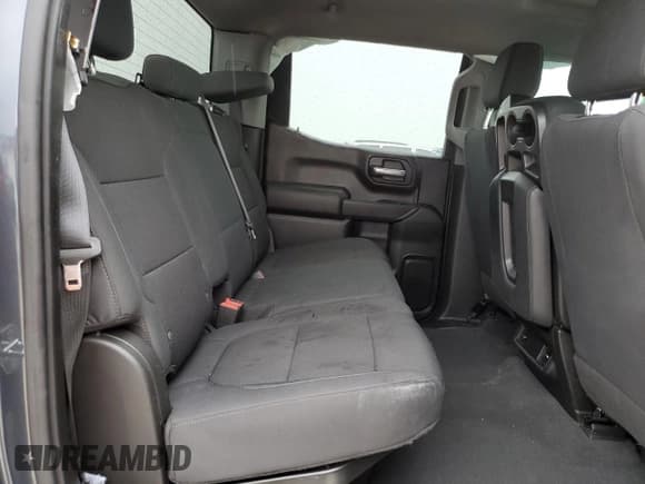 ✅ 2021 Chevrolet Silverado 1500 Custom • VIN: 1GCPWBEK9MZ356810 • Lot: 68623204. Wystawiony na Copart z przebiegiem 71 977 mil. Bezpłatny archiwum sprzedaży aukcyjnych z USA i szczegółowy raport historii pojazdu na DreamBid. Zdjęcie 11.