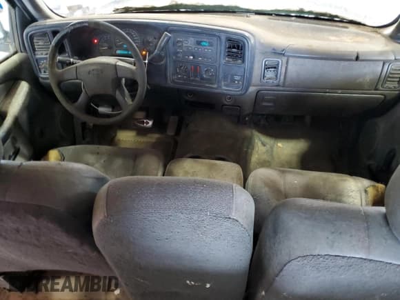 ✅ 2003 Chevrolet Silverado 2500HD LS • VIN: 1GCHC29U33E133435 • Lot: 56750225. Listed on Copart with 343,001 mi. Free auction sales archive from the USA and detailed vehicle history report at DreamBid. Image 8.