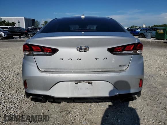 ✅ 2018 Hyundai Sonata Sport Plus • VIN: 5NPE34AF8JH681357 • Лот: 80261435. Опубликован ранее на Copart с пробегом 73 475 миль. Бесплатный доступ к архиву аукционных продаж из США и подробный отчёт об истории автомобиля на DreamBid. Изображение 6.