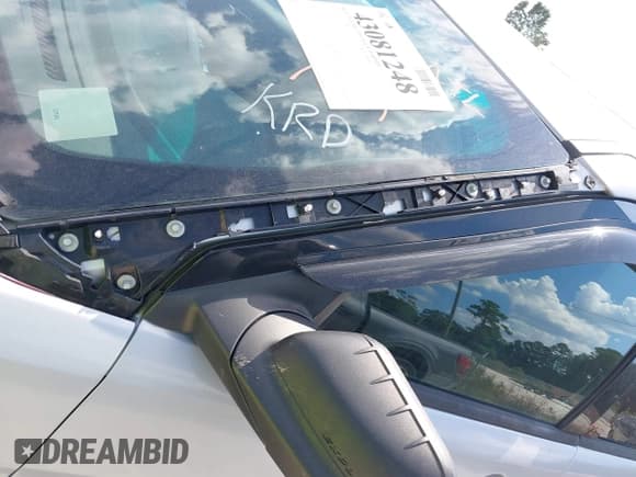 ✅ 2015 Ford Explorer • VIN: 1FM5K7B8XFGA44434 • Lot: 43081248. Listed on IAAI with 203,918 mi. Free auction sales archive from the USA and detailed vehicle history report at DreamBid. Image 6.