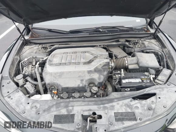 ✅ 2018 Acura RLX Technology • VIN: JH4KC1F55JC000549 • Lot: 42965480. Listed on IAAI with 82,973 mi. Free auction sales archive from the USA and detailed vehicle history report at DreamBid. Image 10.