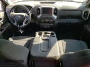 ✅ 2021 Chevrolet Silverado 1500 LT • VIN: 3GCPYJEKXMG439246 • Lot: 72227404. Wystawiony na Copart z przebiegiem 38 632 mil. Bezpłatny archiwum sprzedaży aukcyjnych z USA i szczegółowy raport historii pojazdu na DreamBid. Zdjęcie 8.