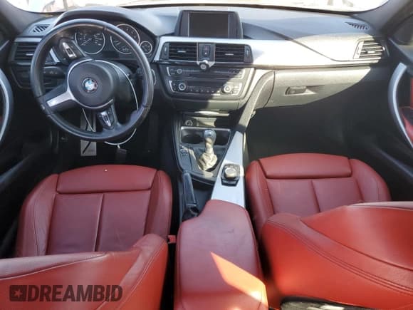 ✅ 2013 BMW 3 Series 328i • VIN: WBA3A5C50DJ584587 • Лот: 87393525. Опубликован ранее на Copart с пробегом 110 801 миль. Бесплатный доступ к архиву аукционных продаж из США и подробный отчёт об истории автомобиля на DreamBid. Изображение 8.